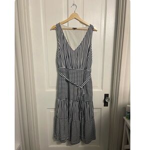 Torrid Size 1 Navy and White Stripe Tiered Midi Dress